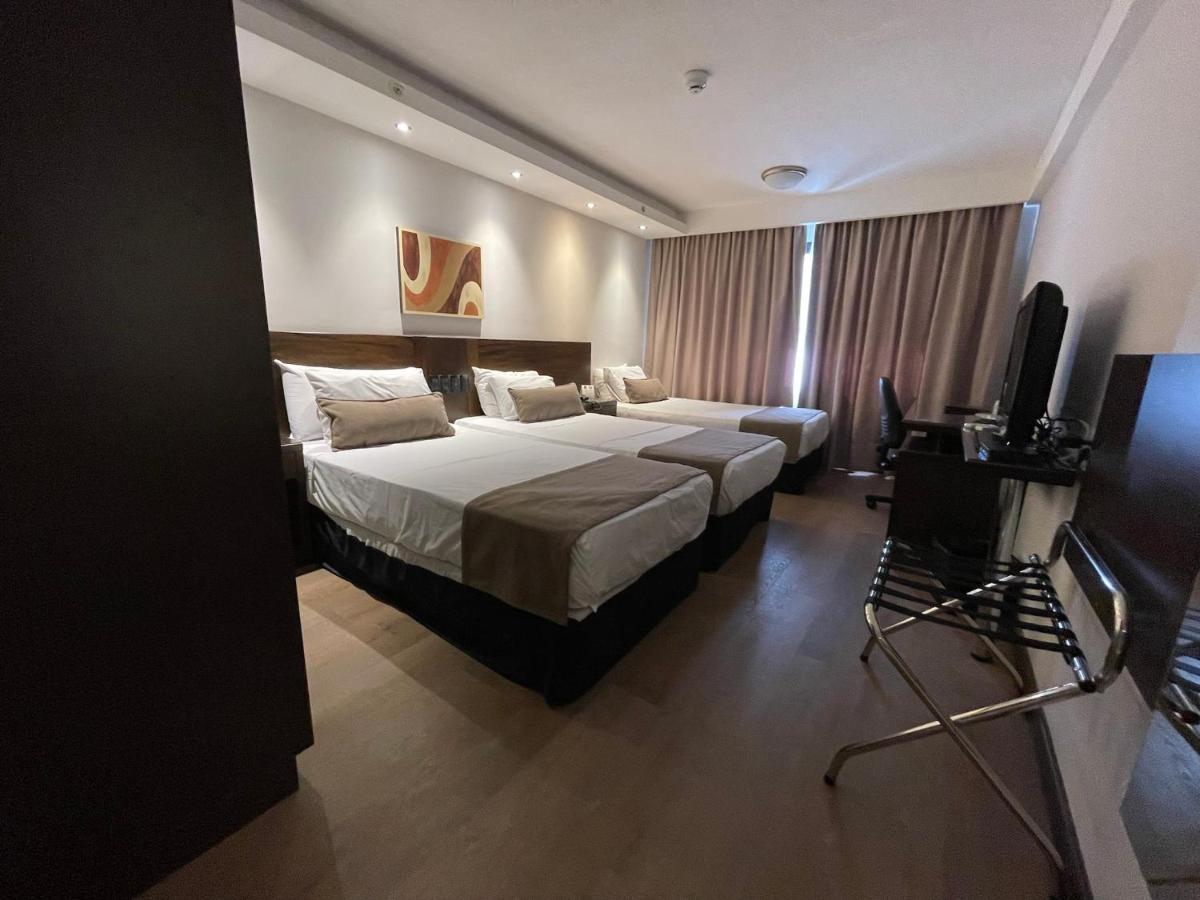 Hotel Crystal Tower Montevideo Exteriér fotografie